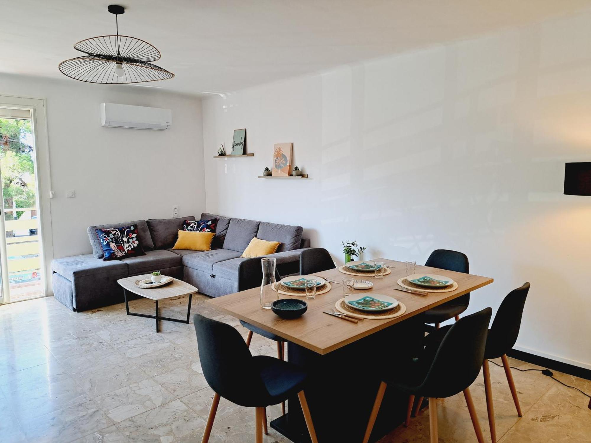 Spacieux Appartement Avec Balcon Narbona Exterior foto