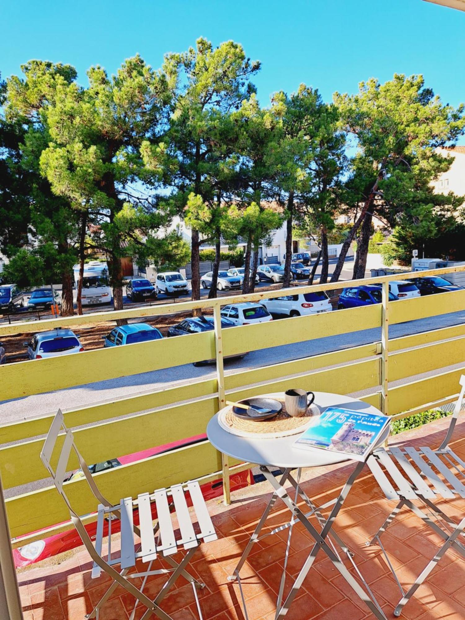 Spacieux Appartement Avec Balcon Narbona Exterior foto